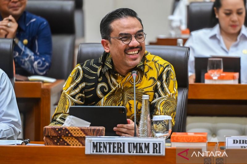 pemerintah-tingkatkan-plafon-kur-jadi-rp320-triliun-pada-2026