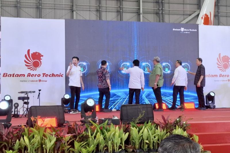 batam-resmikan-hanggar-baru-perkuat-layanan-mro-kelas-internasional