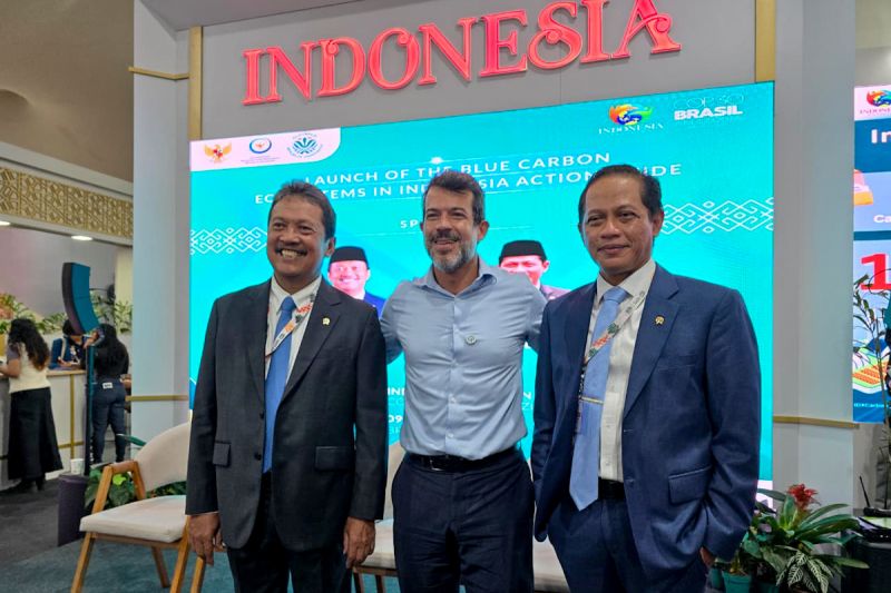 trenggono-pastikan-peta-jalan-karbon-biru-jadi-fondasi-aksi-iklim-ri