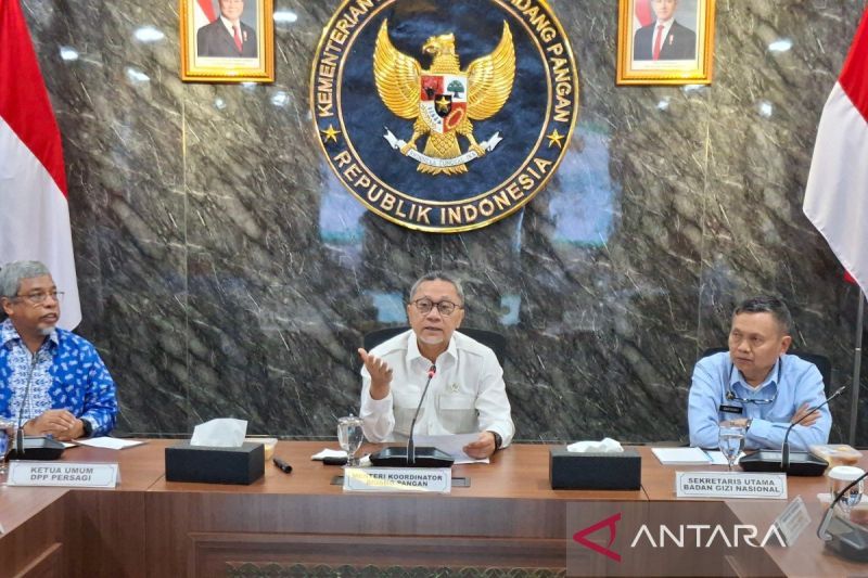 menko-pangan-penyelenggaraan-mbg-wajib-perlu-profesi-ahli-gizi