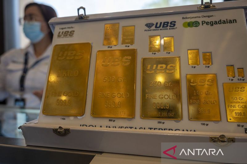 Harga emas UBS-Galeri24 di Pegadaian Rabu ini kompak merosot