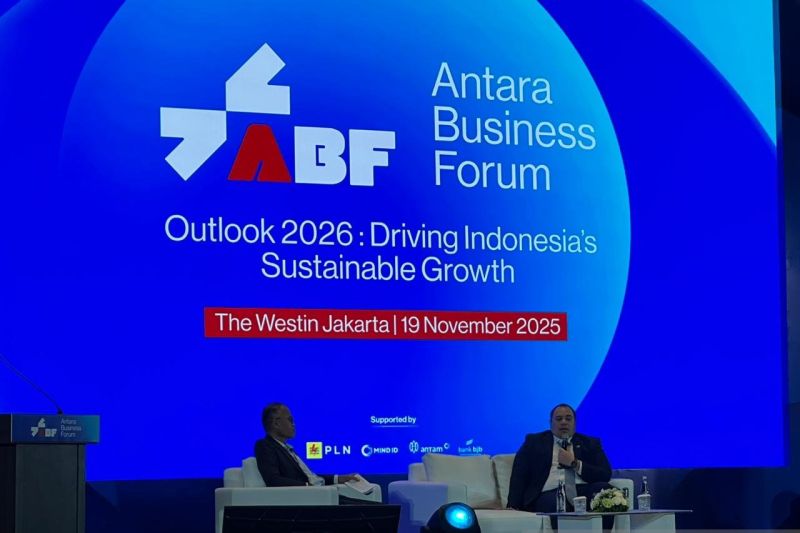 danantara-dinilai-angkat-kepercayaan-investor-ihsg-tembus-8400