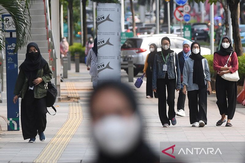 Penelitian: Perempuan berisiko kehilangan pekerjaan akibat AI