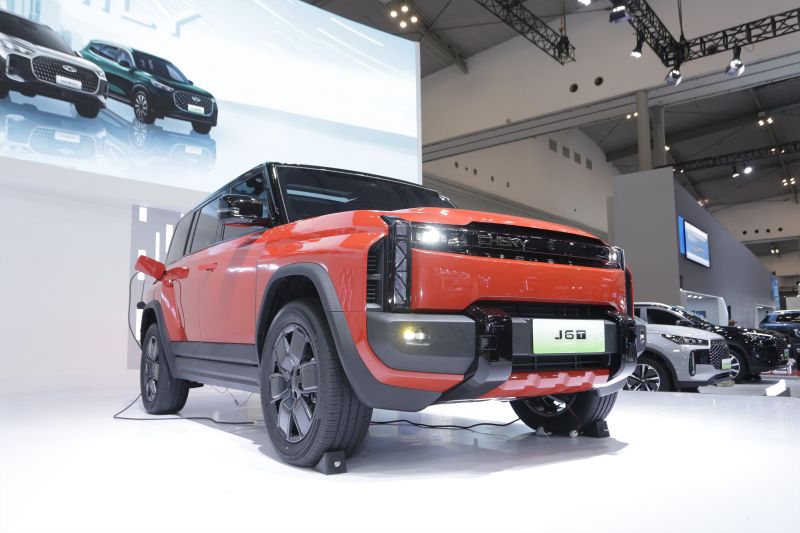 resmi-diluncurkan-chery-j6t-dibanderol-dengan-harga-rp500-jutaan