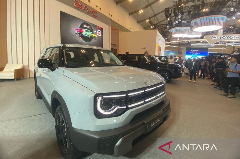baic-bj30-hybrid-fwd-ditampilkan-di-ajang-gjaw-2025