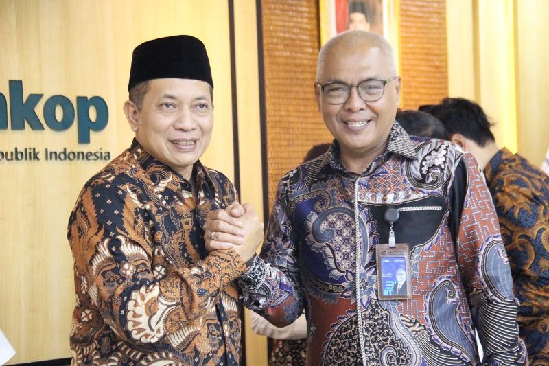 kemenkop-dan-pwi-sinergi-wujudkan-kebangkitan-koperasi