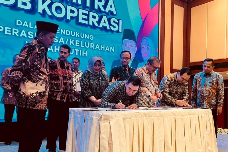 Menkop Tunjuk Koperasi Mitra LPDB Jadi 