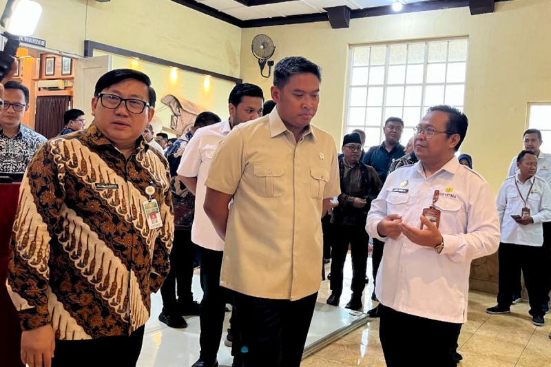 wamentan-tekankan-pusvetma-jadi-motor-produksi-vaksin-nasional