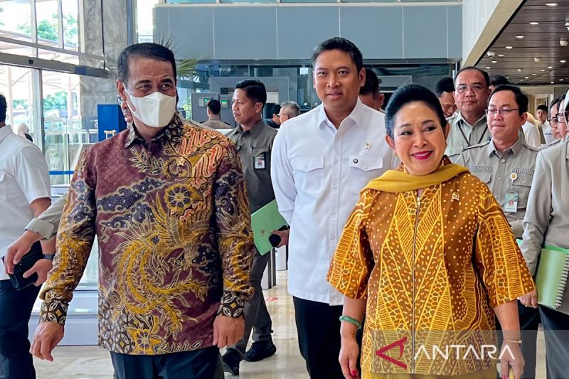 mentan-beras-impor-1-liter-pun-tidak-boleh-masuk-ri-meski-harga-turun