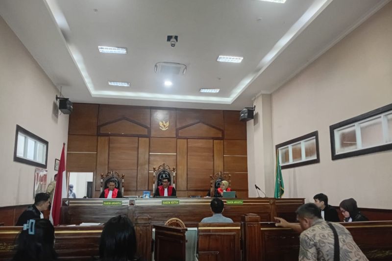 jpu-tuntut-pemilik-podcast-kanal-anak-bangsa-satu-tahun-penjara