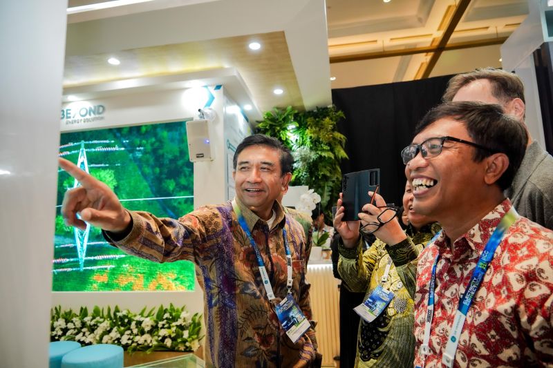 pln-indonesia-power-meluncurkan-beyond-energy-solution