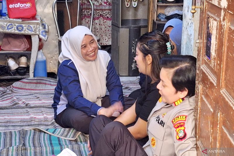 polisi-lakukan-penyembuhan-trauma-untuk-keluarga-mendiang-alvaro