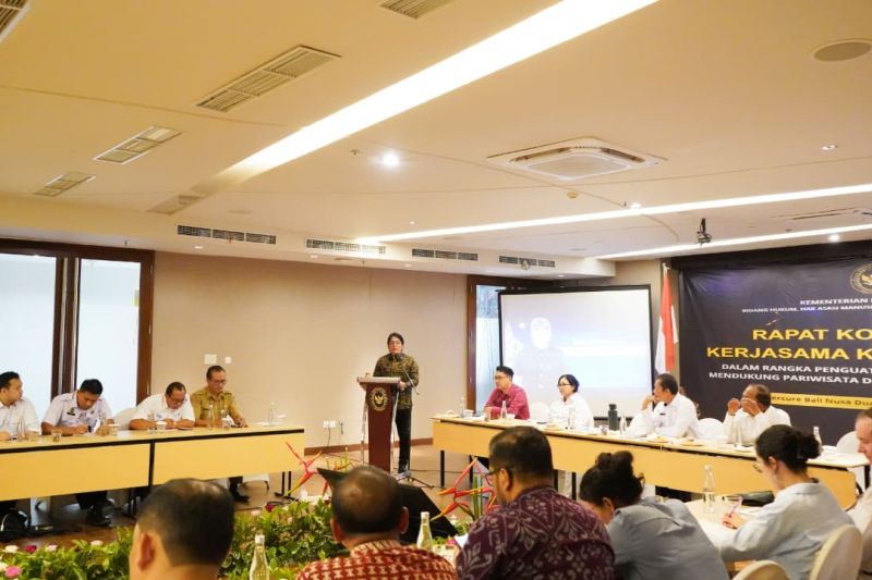 pemprov-bali-ingin-sistem-pungutan-wisman-terintegrasi-dengan-imigrasi