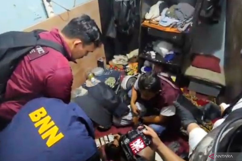 bnn-lakukan-penggerebekan-peredaran-narkoba-di-matraman-jaktim