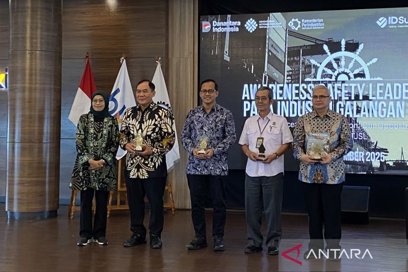 iperindo-pemerintah-dorong-penerapan-smk3-di-industri-galangan-kapal