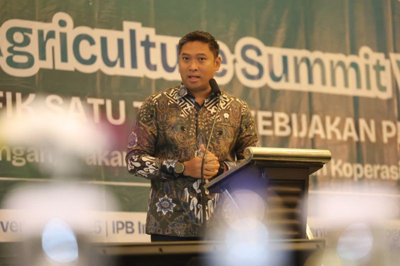 wamentan-dorong-ipb-jadi-pusat-inovasi-pembangunan-pertanian-nasional