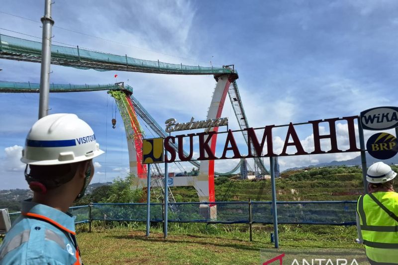 progres-814-persen-jembatan-kaca-bendungan-sukamahi-rampung-mei-2026
