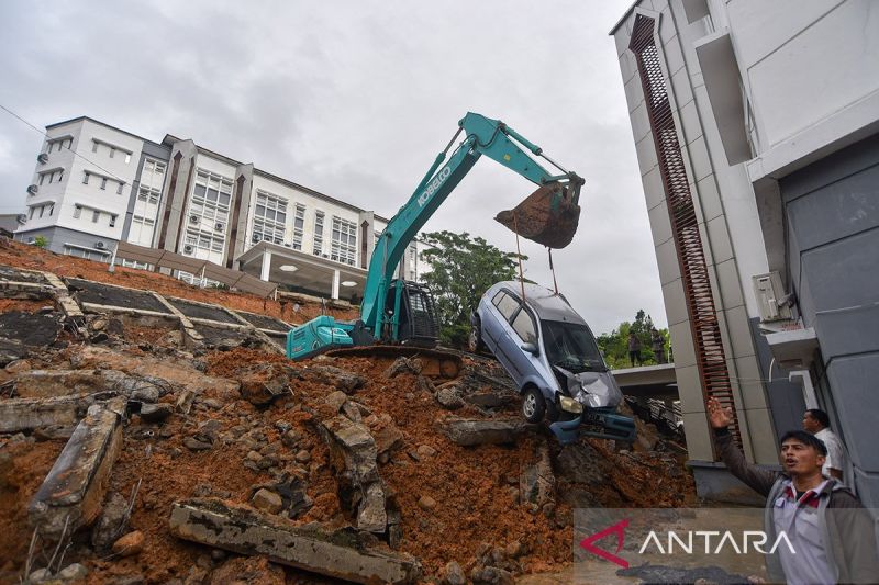 BPBD Padang laporkan 27.433 warga terdampak bencana hidrometeorologi