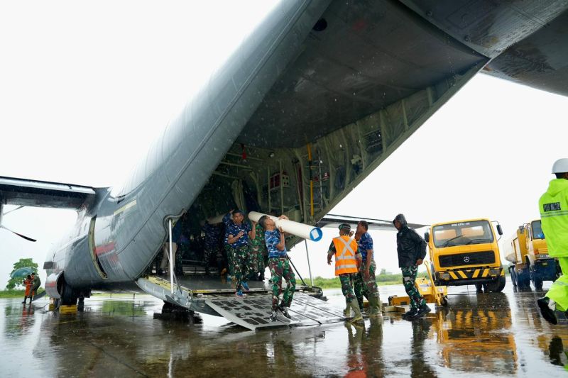 pln-bangun-lima-tower-darurat-percepat-pemulihan-listrik-aceh