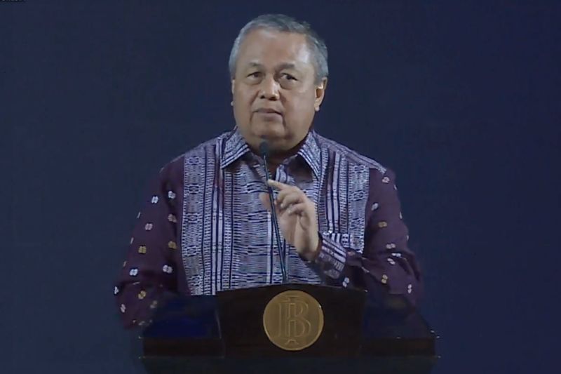 gubernur-bi-pertumbuhan-tinggi-mengharuskan-transformasi-sektor-riil