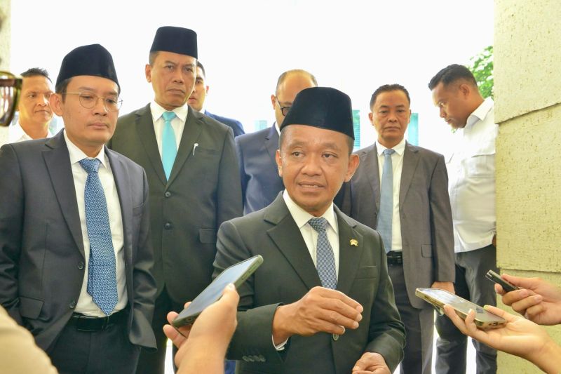 kementerian-esdm-percepat-pemulihan-listrik-dan-bbm-di-sumatera