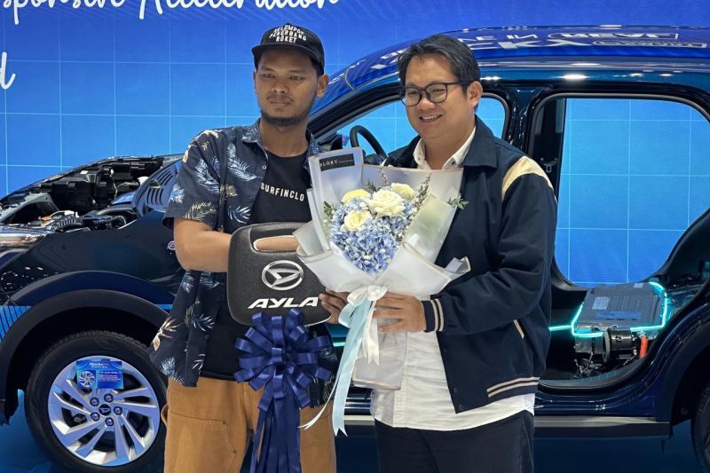 pt-adm-resmi-serahkan-hadiah-ayla-modifikasi-kepada-pemenang-beruntung