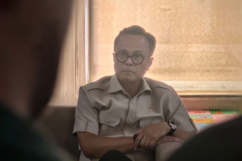 dony-oskaria-minta-bumn-maksimal-beri-bantuan-ke-aceh-sumut-sumbar