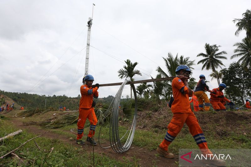 kemarin-pemulihan-listrik-aceh-hingga-bantuan-pangan-banjir-sumatera