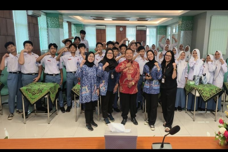 Menciptakan Ruang Media Sosial yang Positif