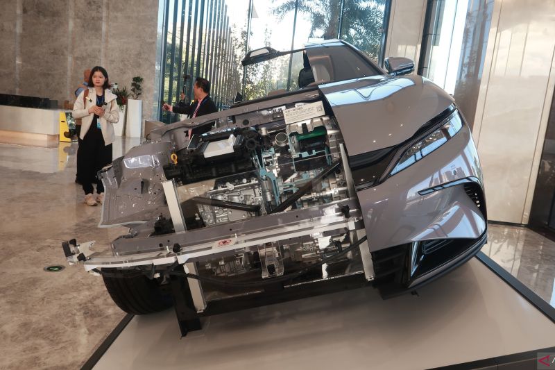 kemarin-produksi-ev-hingga-fleksibilitas-wfa-bagi-asn-di-akhir-tahun