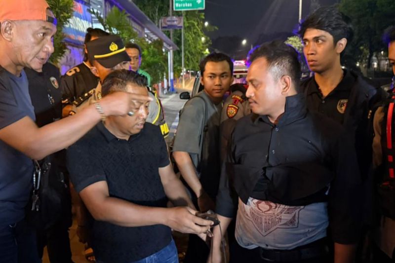 polisi-tangkap-sopir-angkutan-online-yang-peras-penumpang-di-jakut