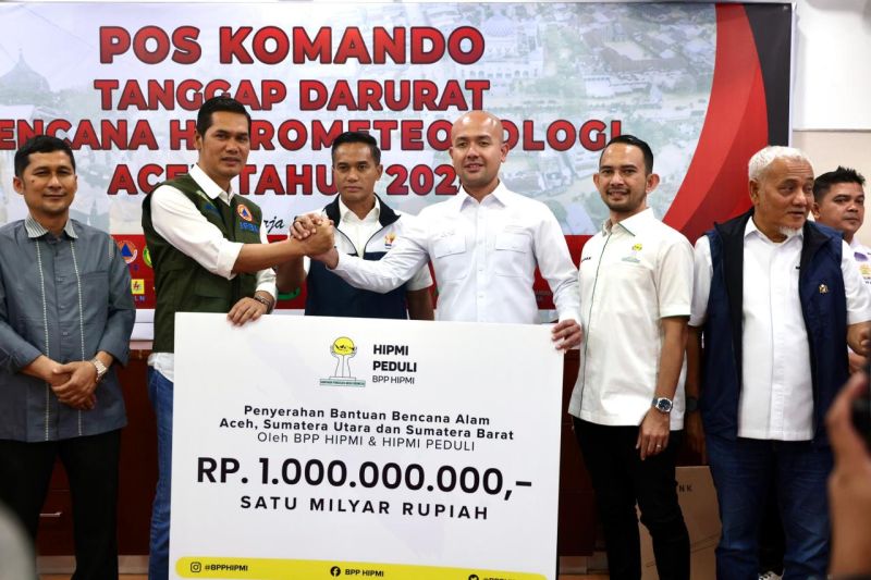 salurkan-bantuan-bencana-kadin-hipmi-siap-bantu-pulihkan-ekonomi-aceh