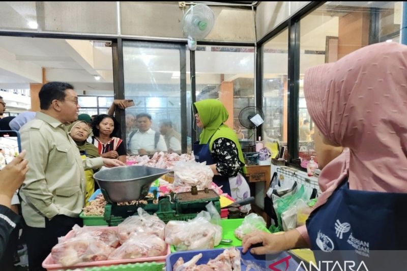 mendag-pantau-harga-sembako-jelang-natal-di-surakarta