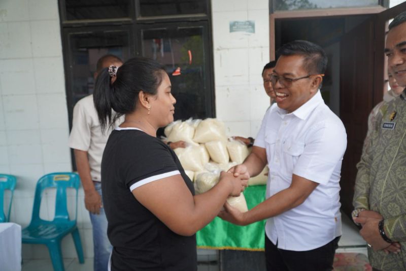 bapanas-percepat-penyaluran-bantuan-pangan-korban-banjir-di-sumut