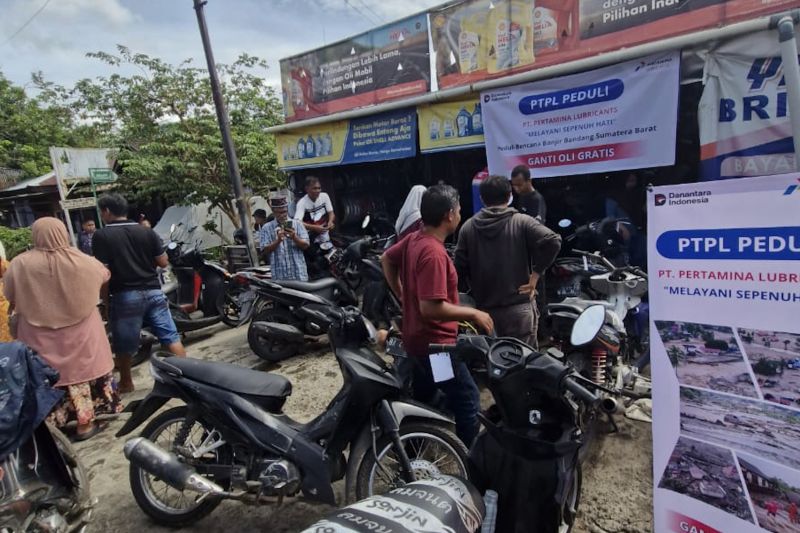 pertamina-buka-layanan-ganti-oli-gratis-untuk-warga-terdampak-bencana
