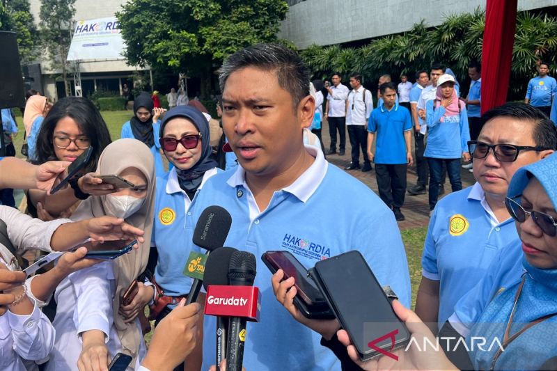 wamentan-pastikan-pemulihan-sawah-terdampak-bencana-di-tiga-provinsi