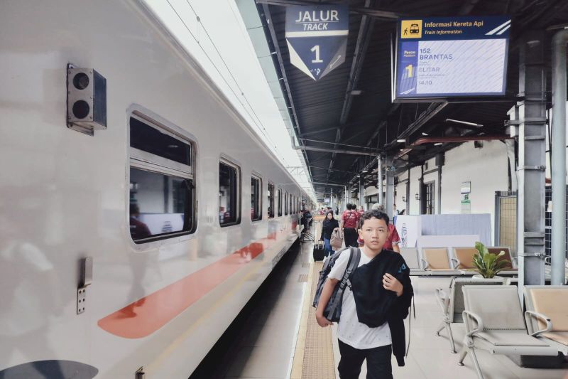 Januari–November 2025, KAI Group Melayani 456.439.875 Pelanggan, Naik 8,2 Persen