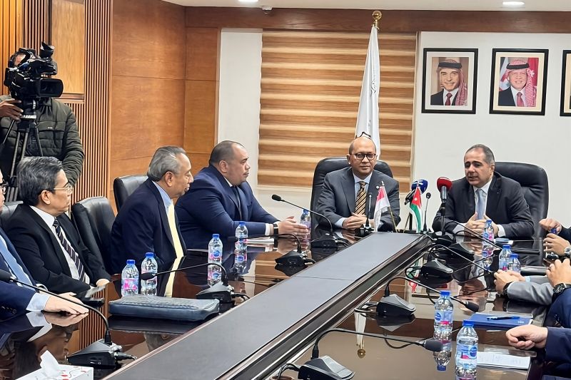 danantara-dan-jordan-investment-fund-jajaki-kolaborasi-investasi