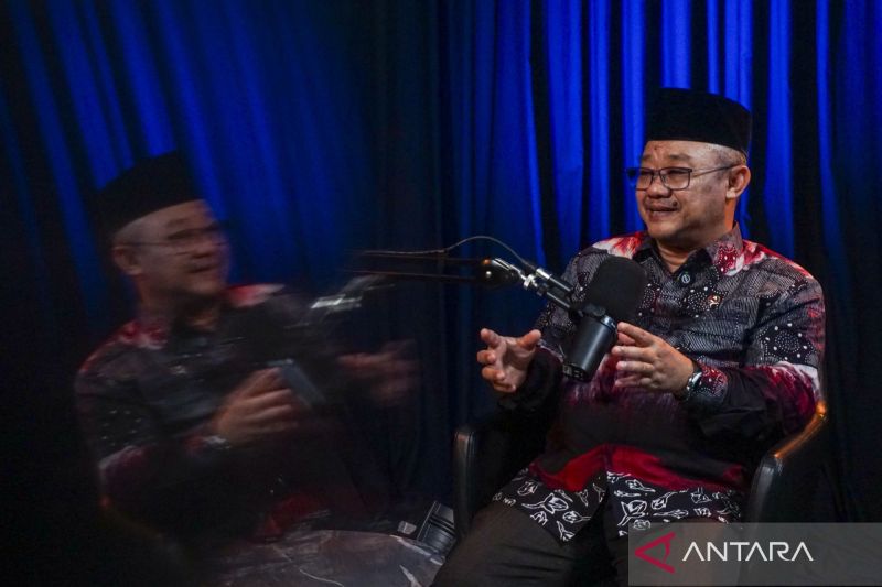 Mendikdasmen upayakan bangun sekolah rusak mulai Februari 2026