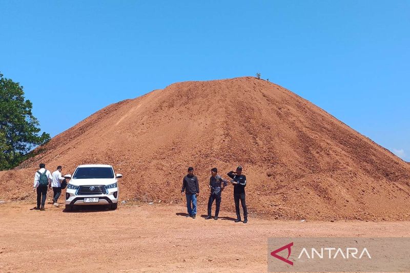 kementerian-esdm-lelang-perdana-629-ribu-mt-stockpile-bauksit