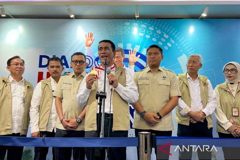 mentan-amran-sabet-rekor-muri-berkat-libatkan-416-ribu-petani-milenial