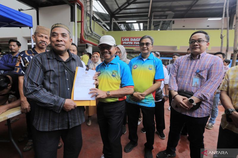 26922-pelaku-usaha-di-tangerang-dapat-pembuatan-nib-gratis