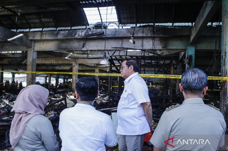 Pramono sebut kebakaran Pasar Kramat Jati akibat konsleting listrik