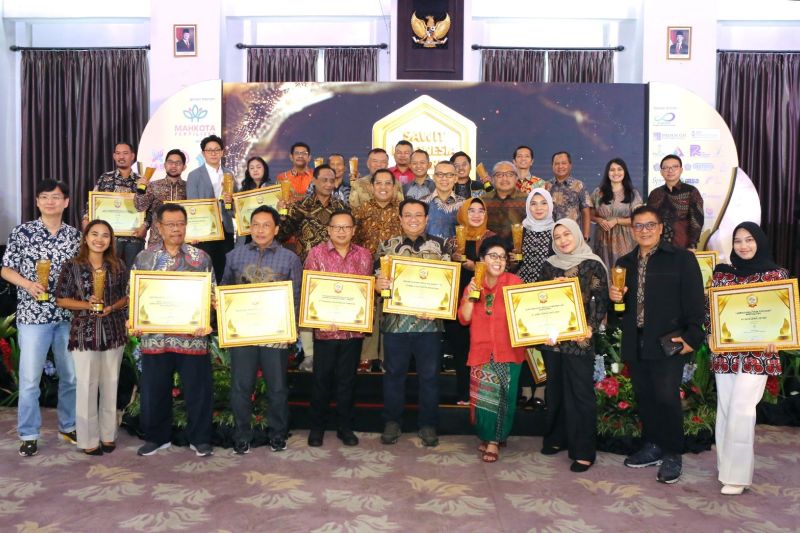 kementan-sawit-indonesia-award-2025-dorong-daya-saing-industri-sawit