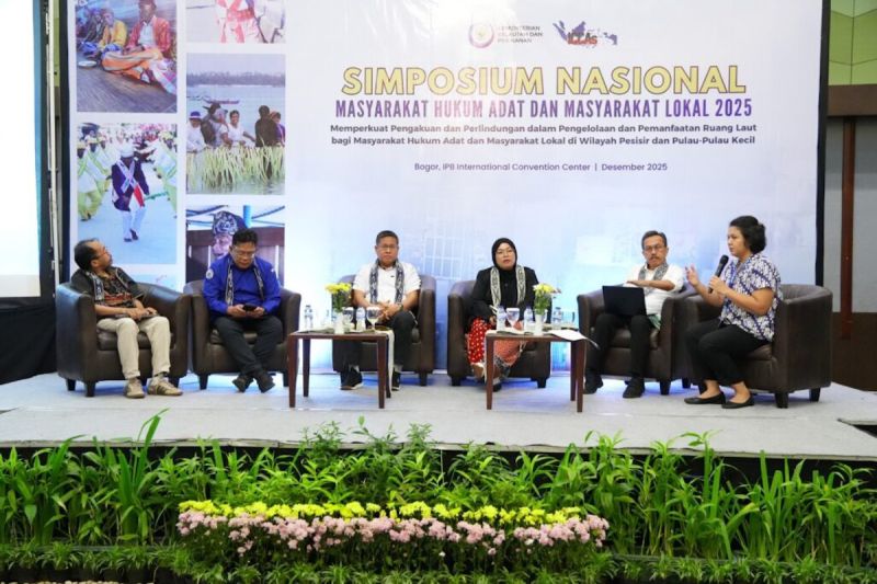 kkp-perkuat-pengakuan-hak-masyarakat-hukum-adat-di-ruang-laut