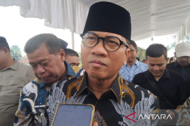 mendes-pdt-20-ribu-kopdes-merah-putih-sudah-dibangun-pada-akhir-2025
