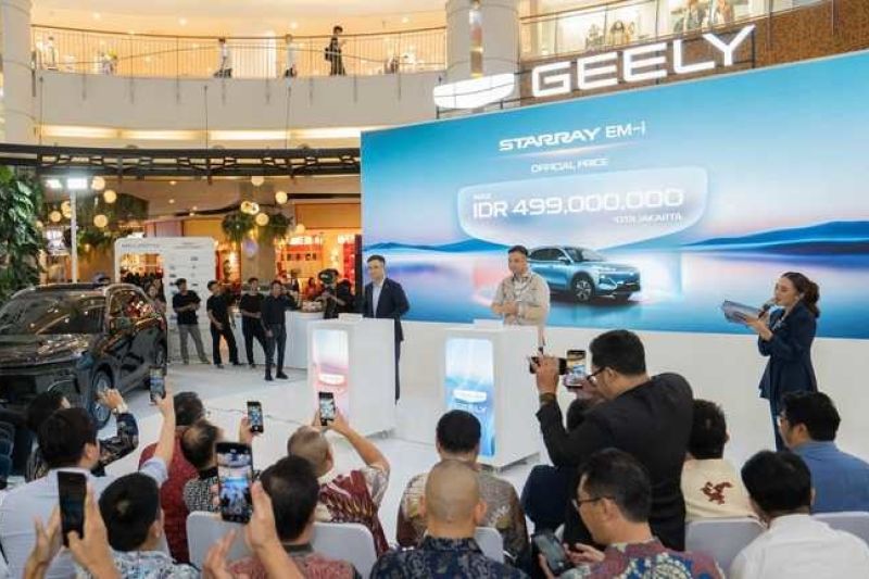 merek-otomotif-china-luncurkan-belasan-model-ev-baru-pada-2025