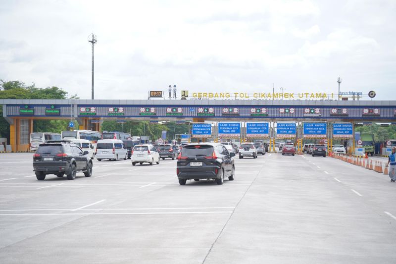 h-6-natal-2025-sebanyak-330507-kendaraan-tinggalkan-jabotabek