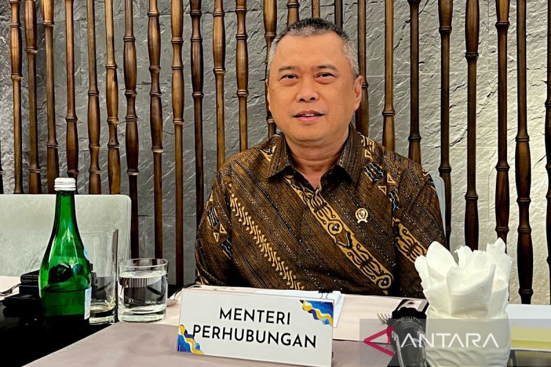 menhub-memastikan-pembatasan-kendaraan-angkutan-barang-berjalan-lancar