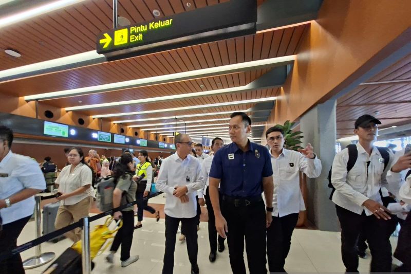 menko-ipk-pastikan-kesiapan-transportasi-udara-untuk-masa-nataru